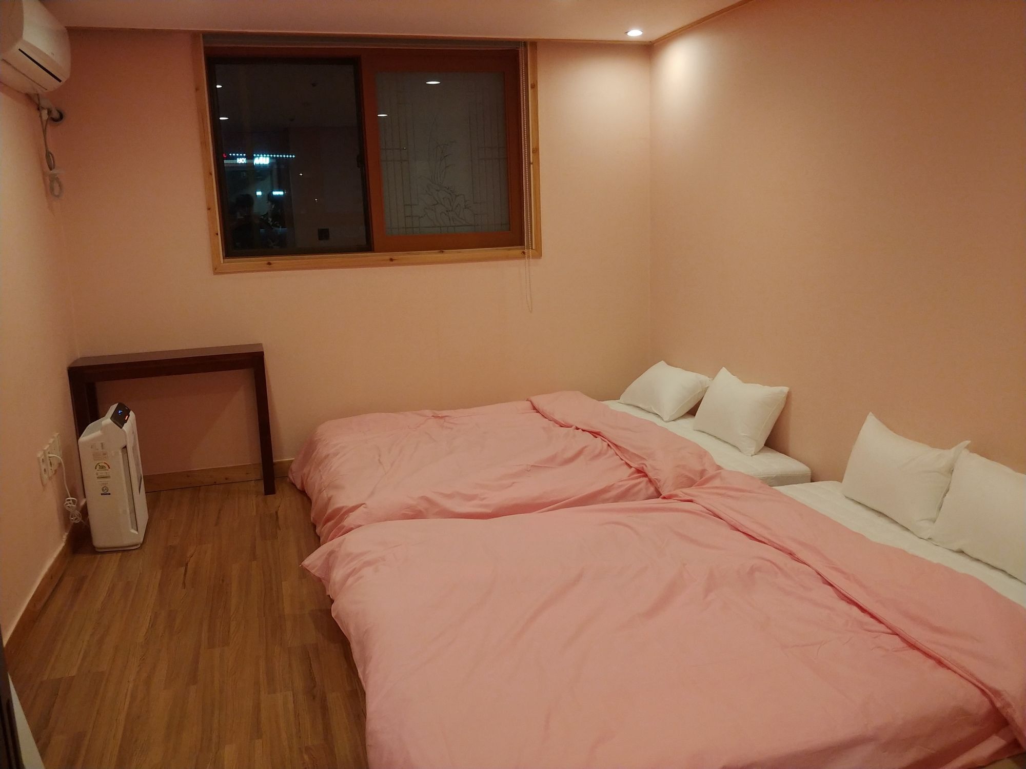 Four Season Guest House Busan Exterior photo